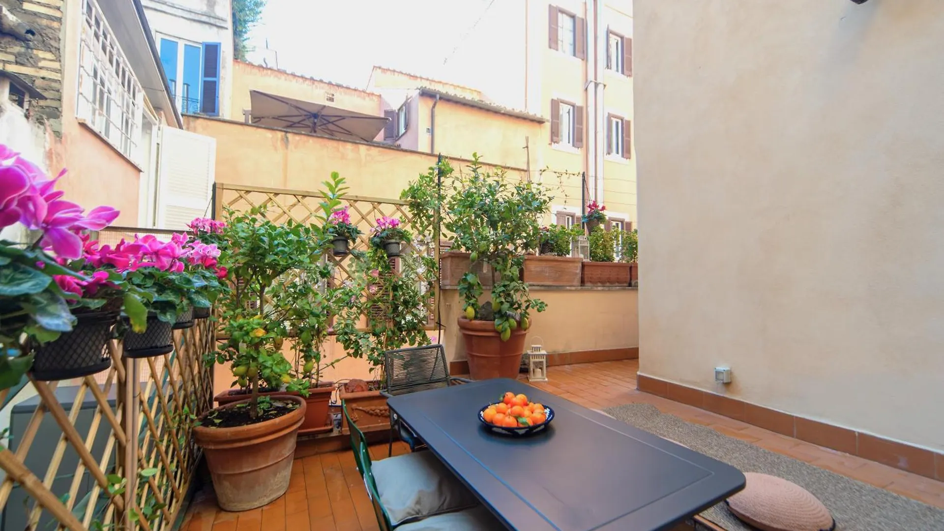 Apartment Bernini Stay, Next To Trevi Fountain Rome